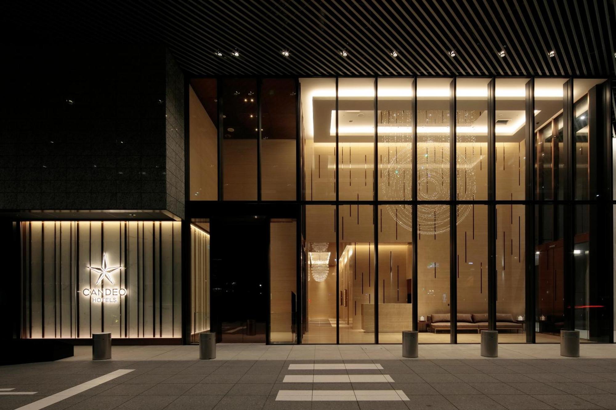 Candeo Hotels Osaka The Tower Exterior foto Entrance